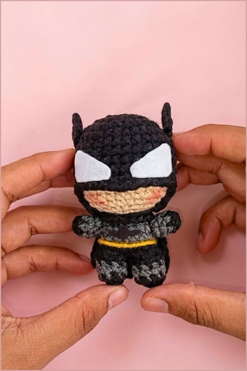 Copy of Crochet Chibi Batman Free Amigurumi Pattern 5