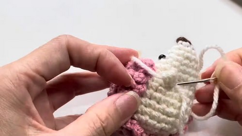 _Copy Of Crochet Hedgehog Free Amigurumi Pattern 4