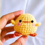 Crochet baby chick Amigurumi Pattern (1)