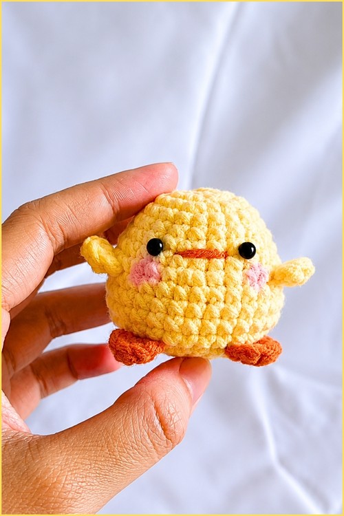 Crochet baby chick Amigurumi Pattern (1)