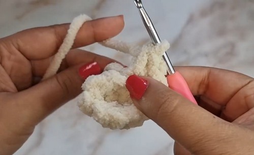 crochet Alpaca Free Pattern 1
