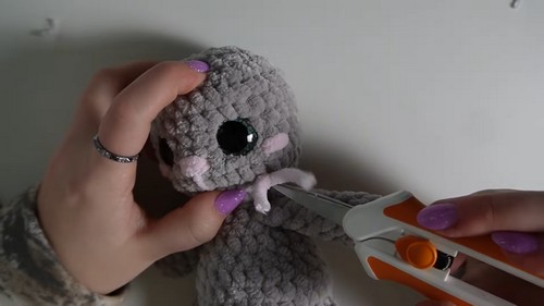 Free Amiguruni Crochet Bunny In Santa Hat 3