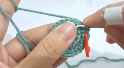 crochet Alpaca Free Pattern 1