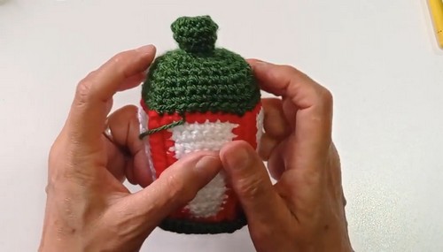 Free Amigurumi Crochet Christmas Lantern Pattern For Beginners 4